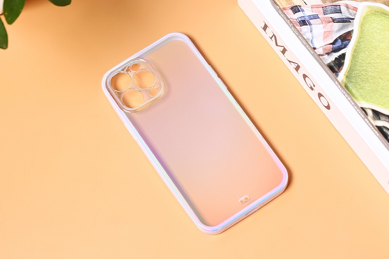 Ôm sát thân máy, chống trầy, bảo vệ tốt